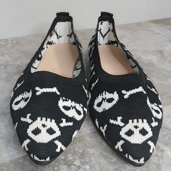None Shoes - Womens Size 8.5 Skull Pattern Pointed Toe Mesh Ballet Flats Rockabilly